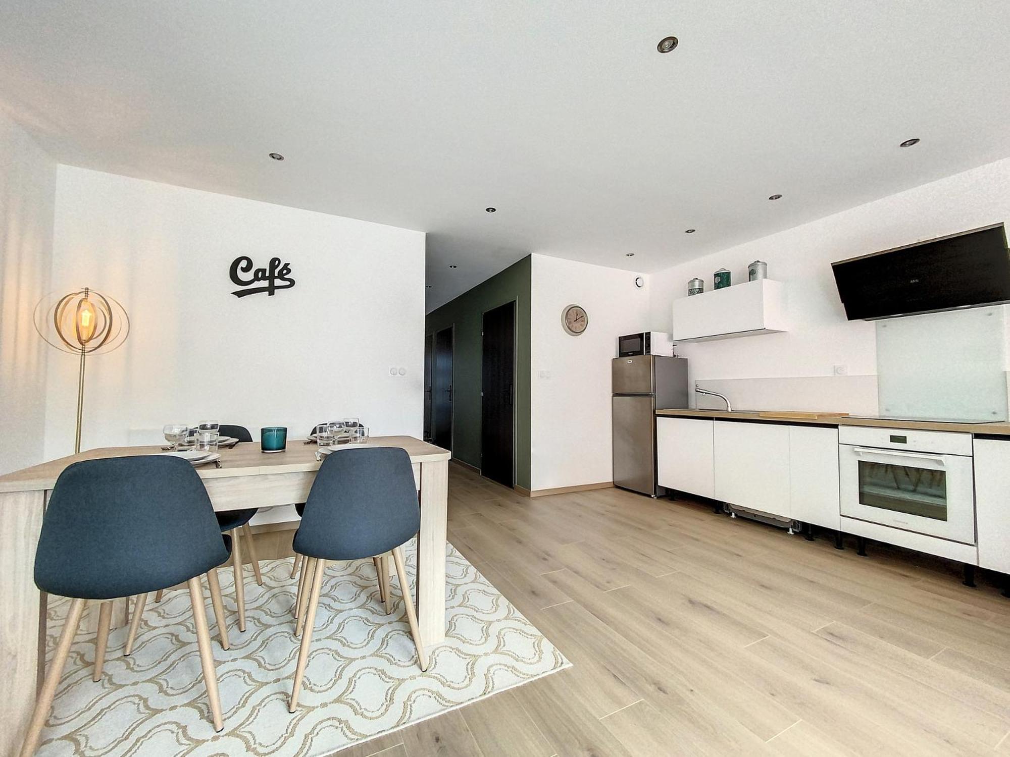 Residence De La Tille Arc-sur-Tille Екстериор снимка